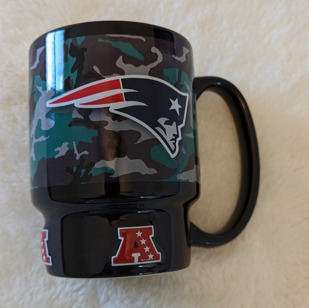 Great Condition: Large NFL/AFL New England Patriots Mug
